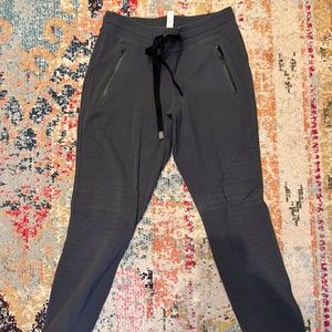 ALO YOGA - URBAN MOTO SWEATPANT/JOGGER - GRAY - XS